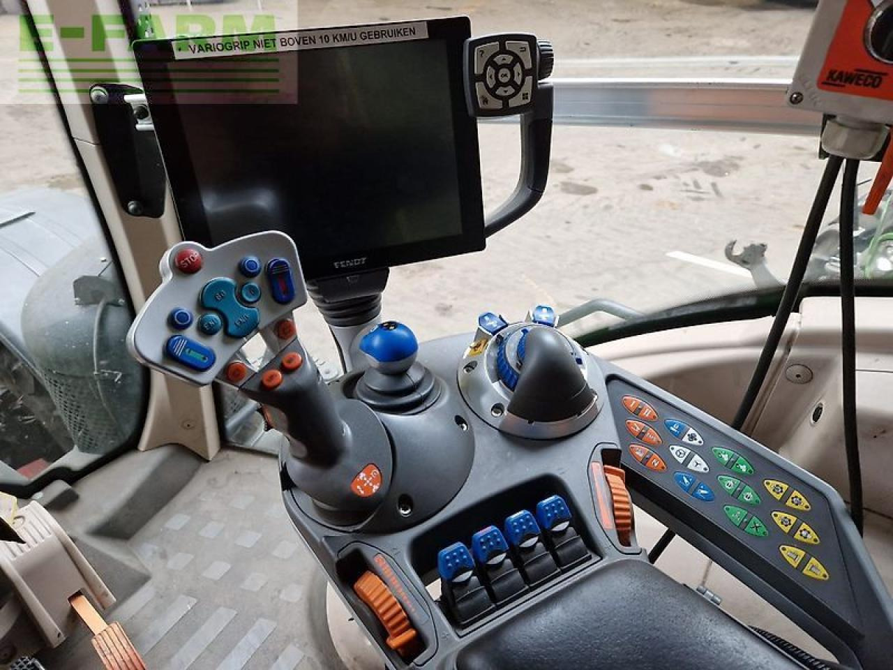 Fendt 828 s4 profiplus - Traktor: slika 4 Fendt 828 s4 profiplus - Traktor: slika 4