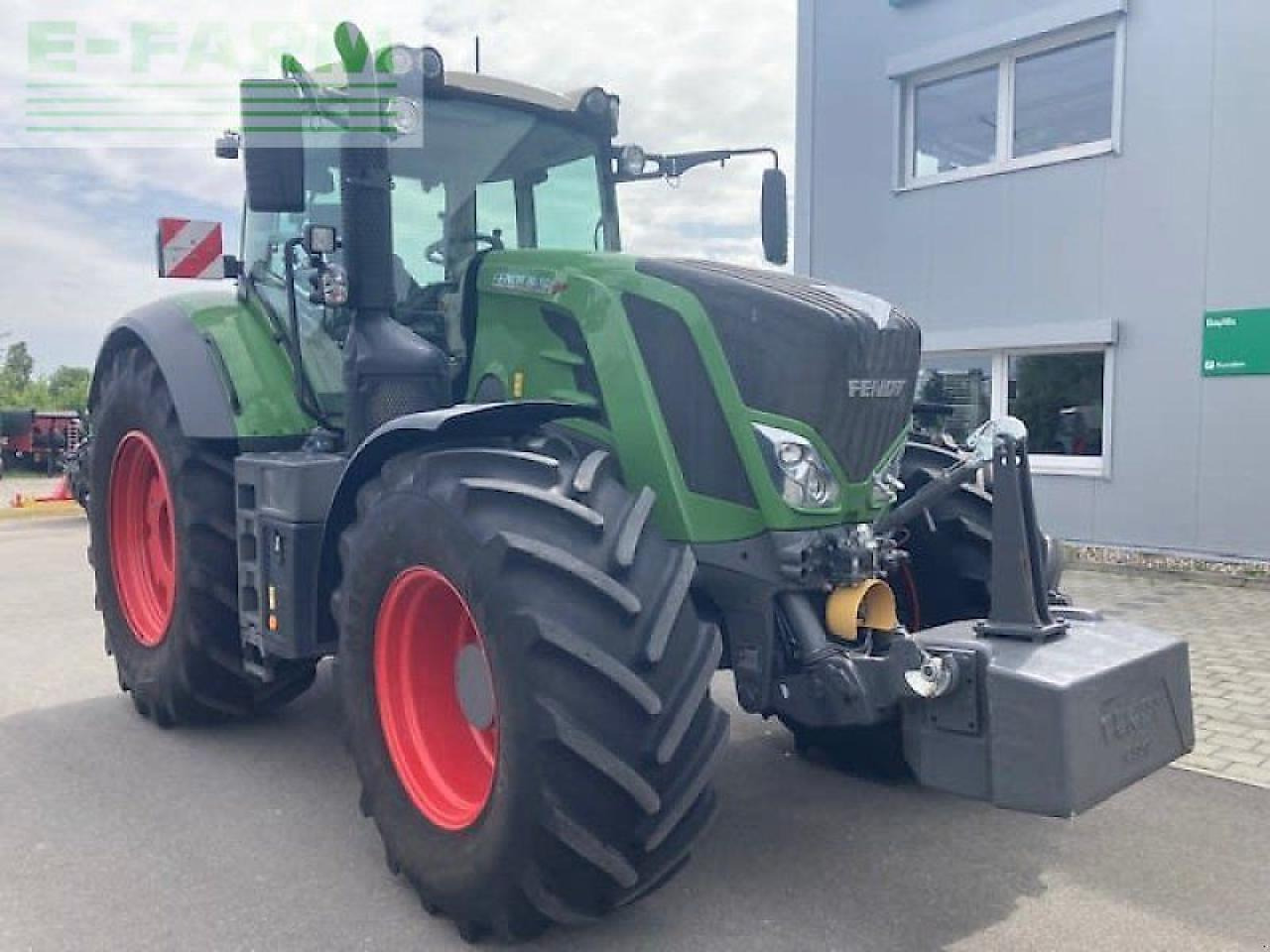 Fendt 828 vario s4 profi plus ProfiPlus - Traktor: slika 2 Fendt 828 vario s4 profi plus ProfiPlus - Traktor: slika 2