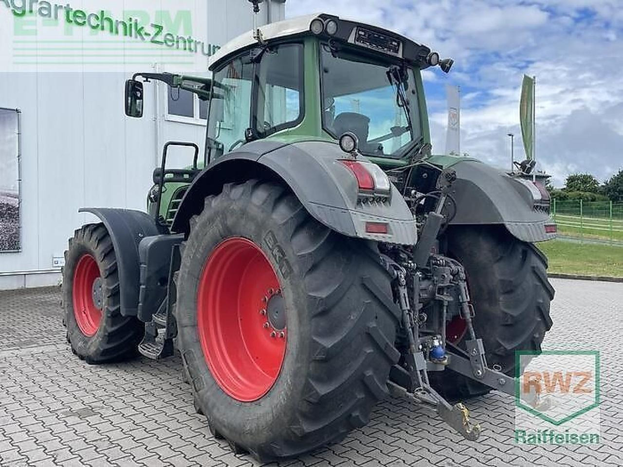 Fendt 924 vario - Traktor: slika 4 Fendt 924 vario - Traktor: slika 4
