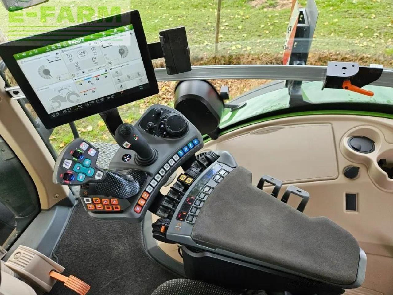 Traktor Fendt 936 vario gen 7 profi plus sett. 2 ( 930 933 939 9 ProfiPlus: slika 11 Traktor Fendt 936 vario gen 7 profi plus sett. 2 ( 930 933 939 9 ProfiPlus: slika 11