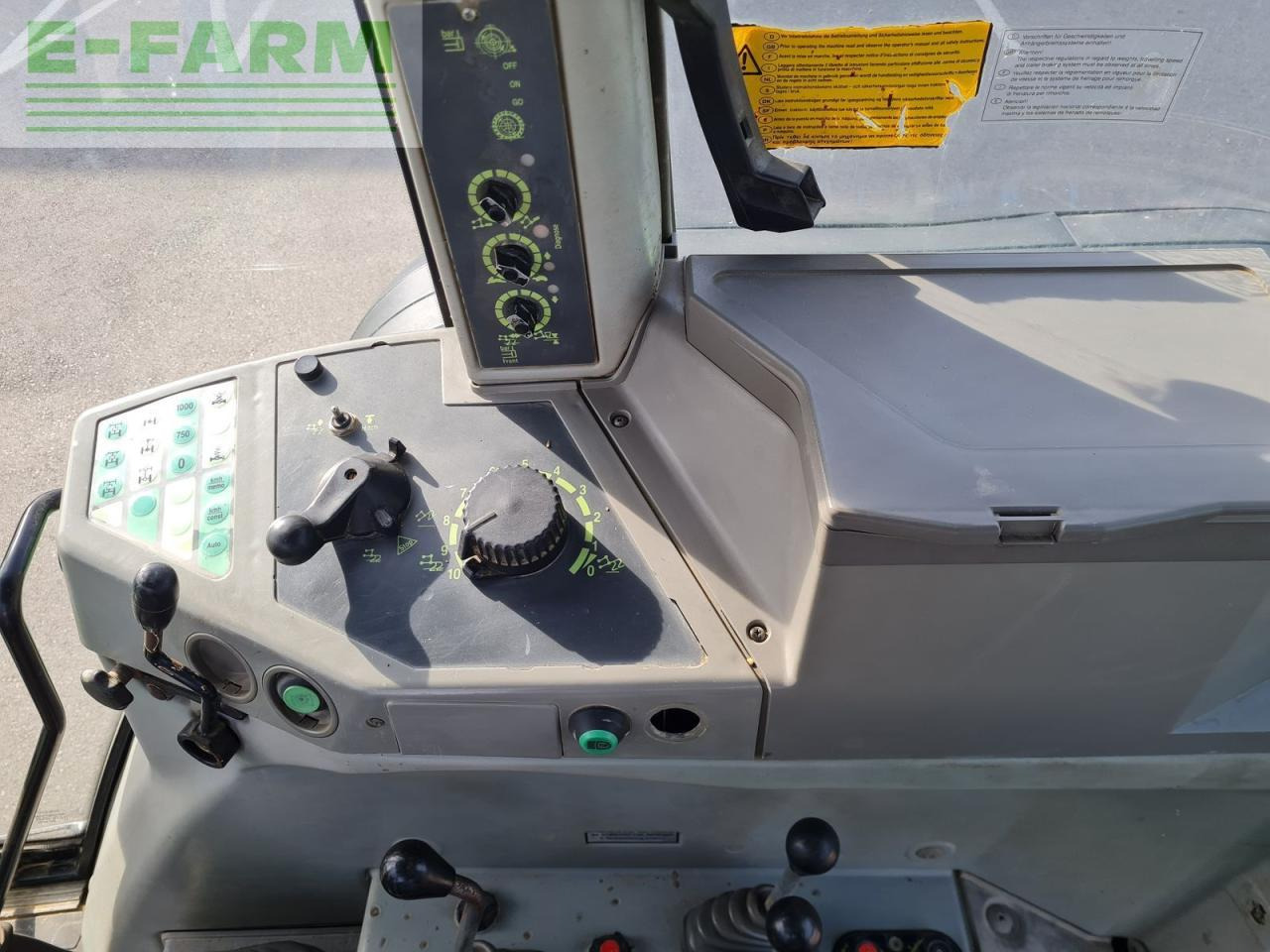 Fendt favorit 818 - Traktor: slika 2 Fendt favorit 818 - Traktor: slika 2