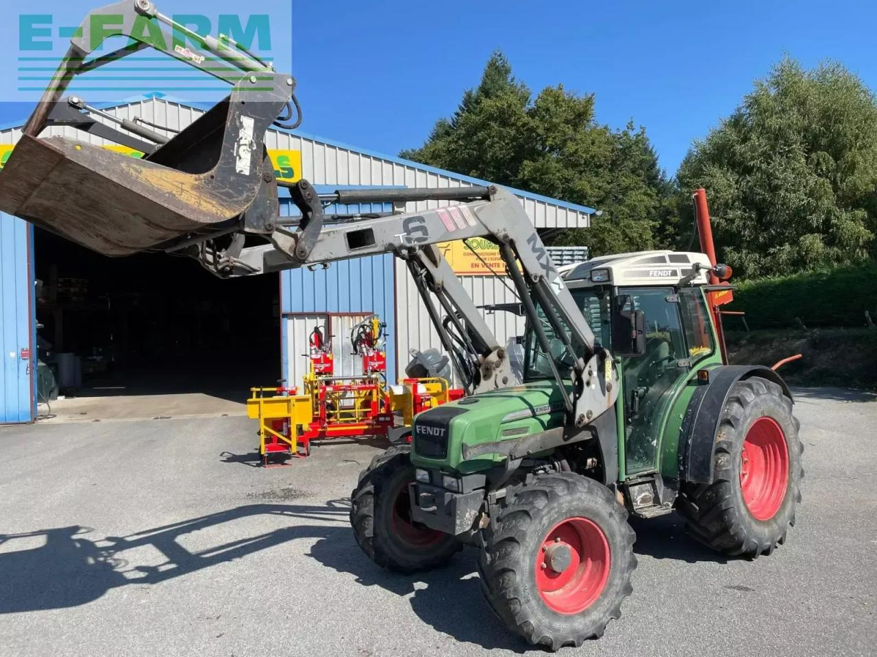 Fendt tracteur agricole 208 s fendt S - Traktor: slika 1 Fendt tracteur agricole 208 s fendt S - Traktor: slika 1