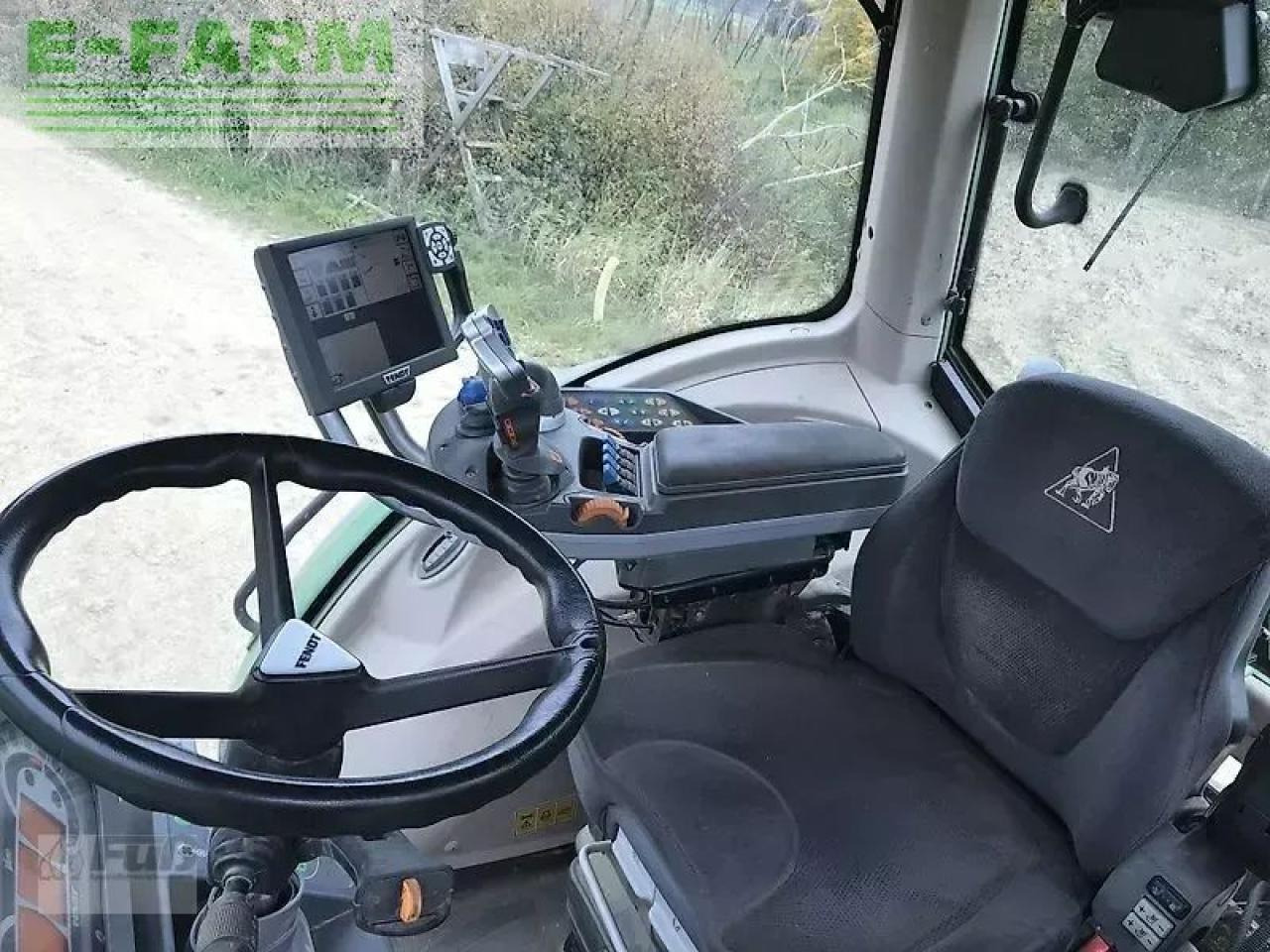 Fendt vario 828 scr profi plus ProfiPlus - Traktor: slika 4 Fendt vario 828 scr profi plus ProfiPlus - Traktor: slika 4