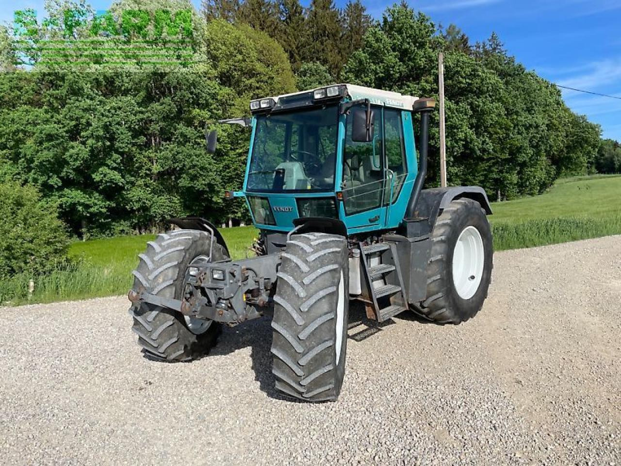 Fendt xylon 520 - Traktor: slika 1 Fendt xylon 520 - Traktor: slika 1