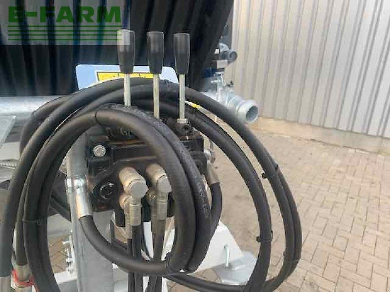 Fiat Agri ge 440/120 mit hüdigcomputer - Sistem za navodnjavanje: slika 5 Fiat Agri ge 440/120 mit hüdigcomputer - Sistem za navodnjavanje: slika 5