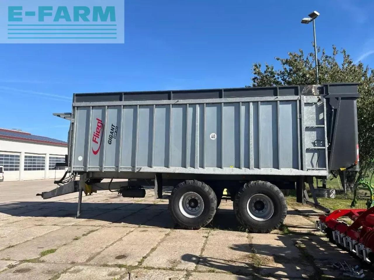 Fliegl asw 281 - Traktorska prikolica za farmu/ Kiper: slika 5 Fliegl asw 281 - Traktorska prikolica za farmu/ Kiper: slika 5