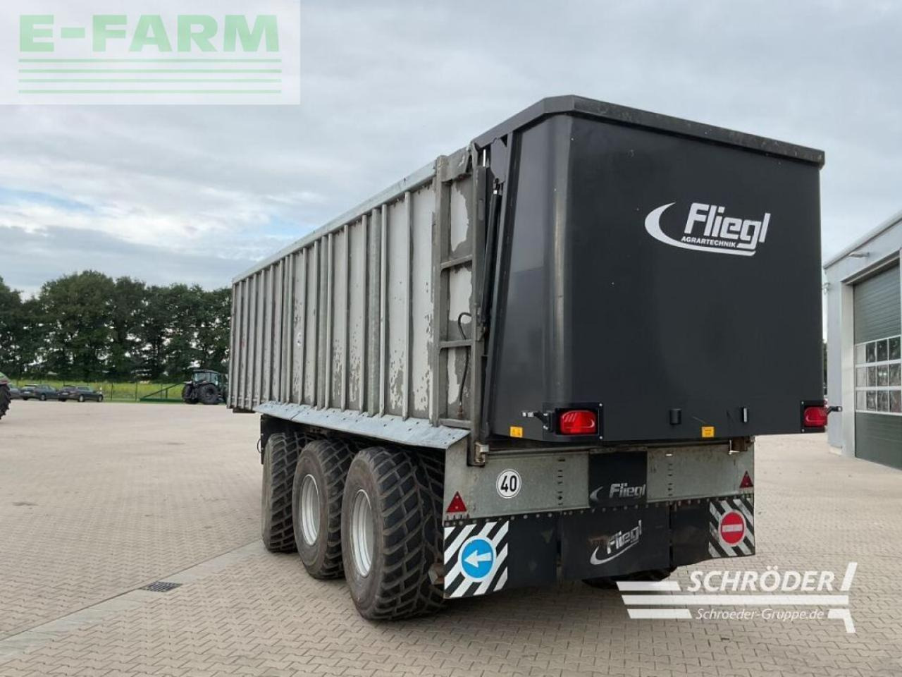 Fliegl asw 288 - Traktorska prikolica za farmu/ Kiper: slika 4 Fliegl asw 288 - Traktorska prikolica za farmu/ Kiper: slika 4