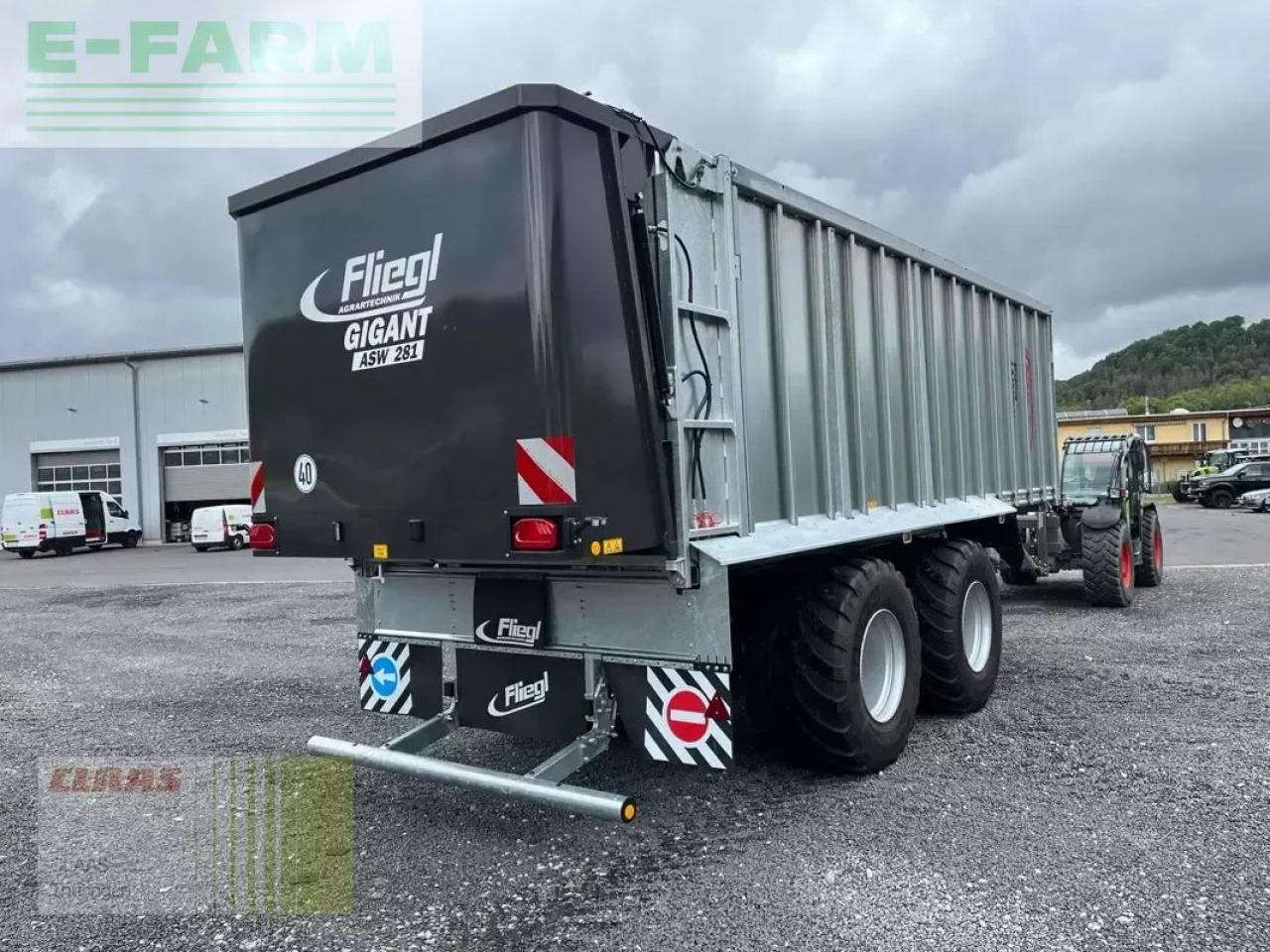 Fliegl gigant asw 281 - Traktorska prikolica za farmu/ Kiper: slika 4 Fliegl gigant asw 281 - Traktorska prikolica za farmu/ Kiper: slika 4