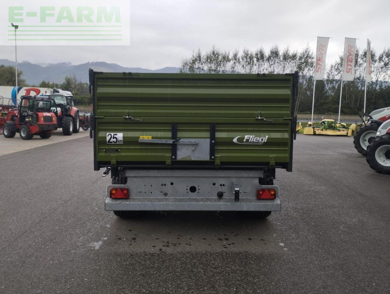 Fliegl tdk 100 vr fox - Traktorska prikolica za farmu/ Kiper: slika 4 Fliegl tdk 100 vr fox - Traktorska prikolica za farmu/ Kiper: slika 4