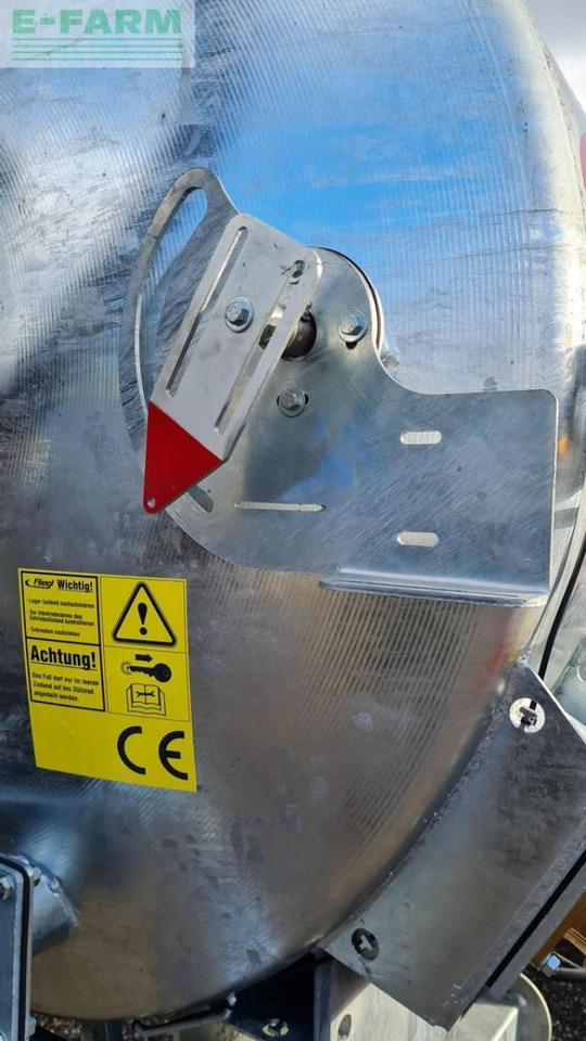 Fliegl vfm 10600 tandem - Cisterna za osoku: slika 3 Fliegl vfm 10600 tandem - Cisterna za osoku: slika 3