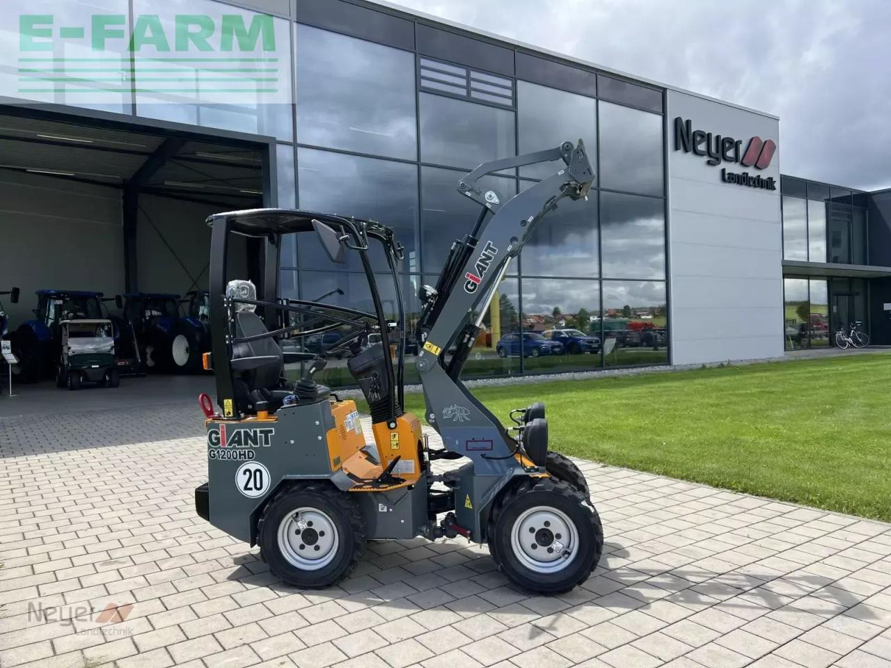 Giant g 1200 hd - Utovarivač točkaš: slika 2 Giant g 1200 hd - Utovarivač točkaš: slika 2