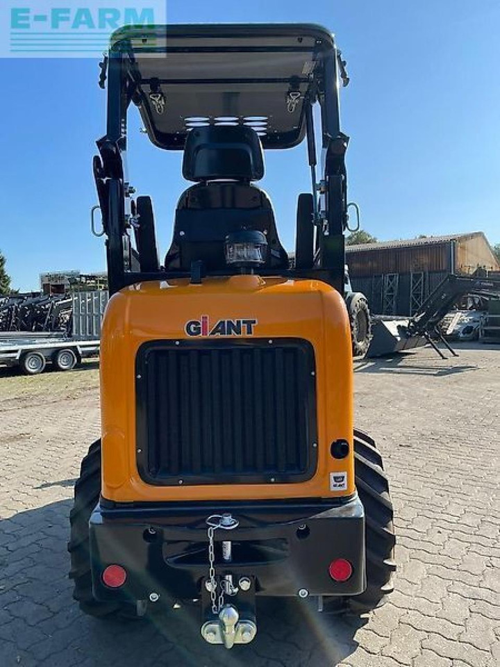 Giant g1500 - Mini bager: slika 4 Giant g1500 - Mini bager: slika 4