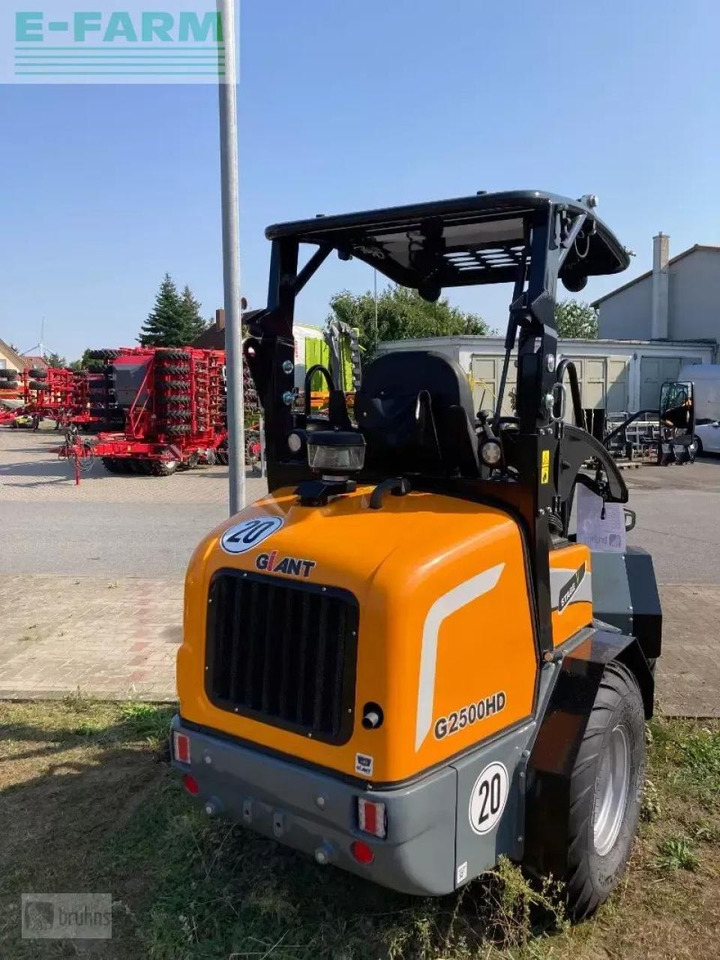 Giant g2500 hd - Mini bager: slika 5 Giant g2500 hd - Mini bager: slika 5