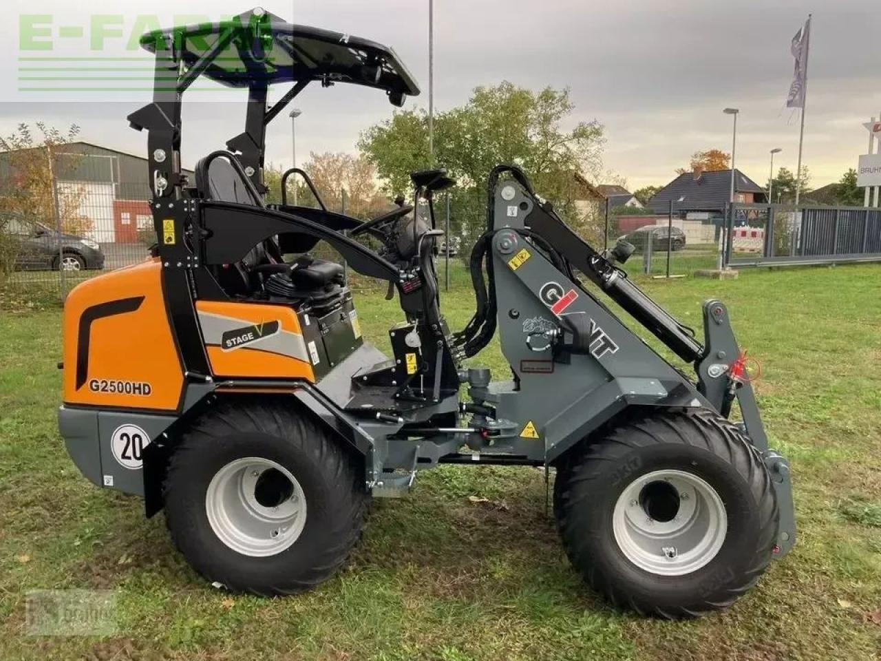 Giant g2500 hd - Mini bager: slika 2 Giant g2500 hd - Mini bager: slika 2