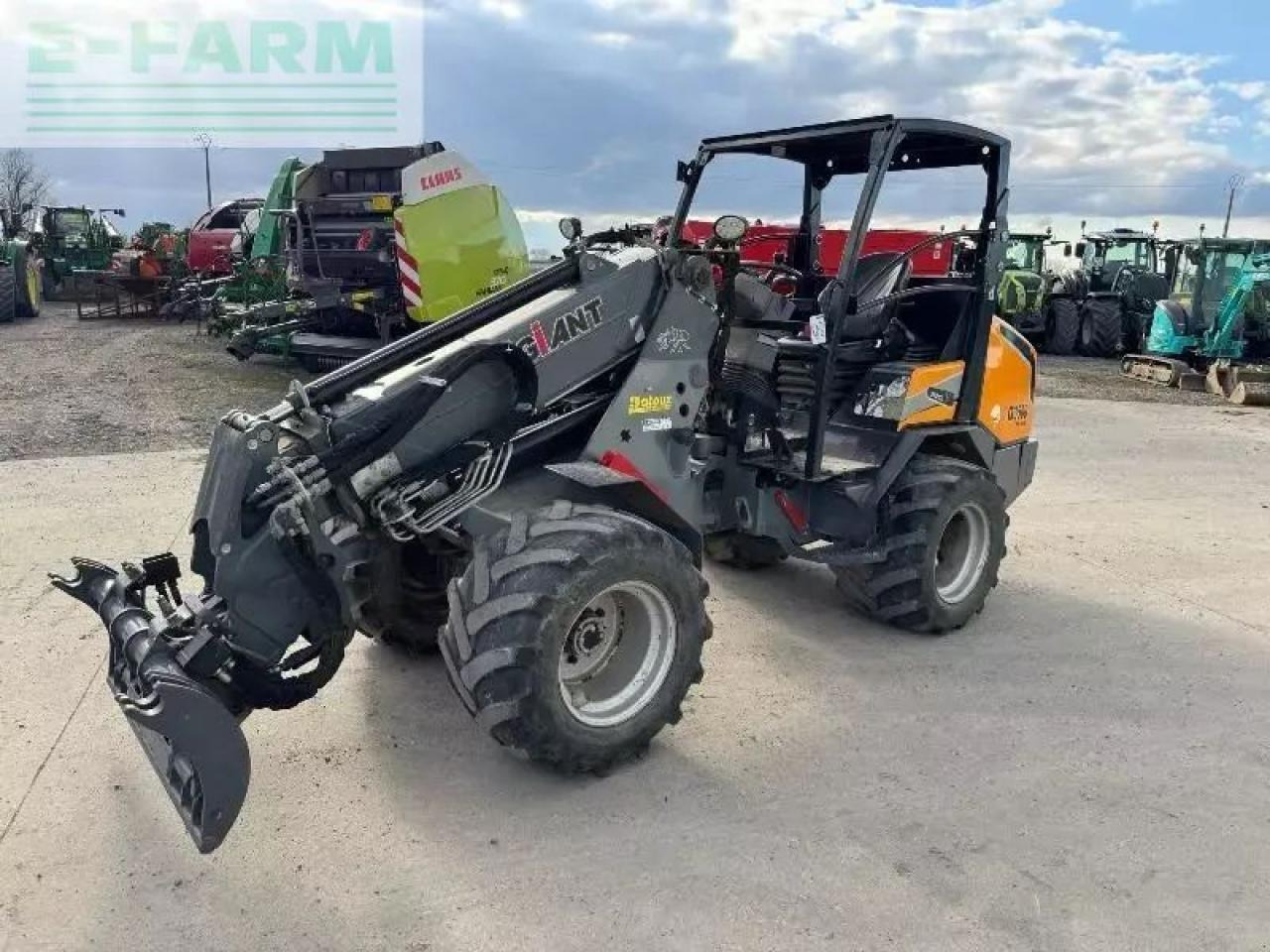 Giant g3500 - Utovarivač točkaš: slika 1 Giant g3500 - Utovarivač točkaš: slika 1