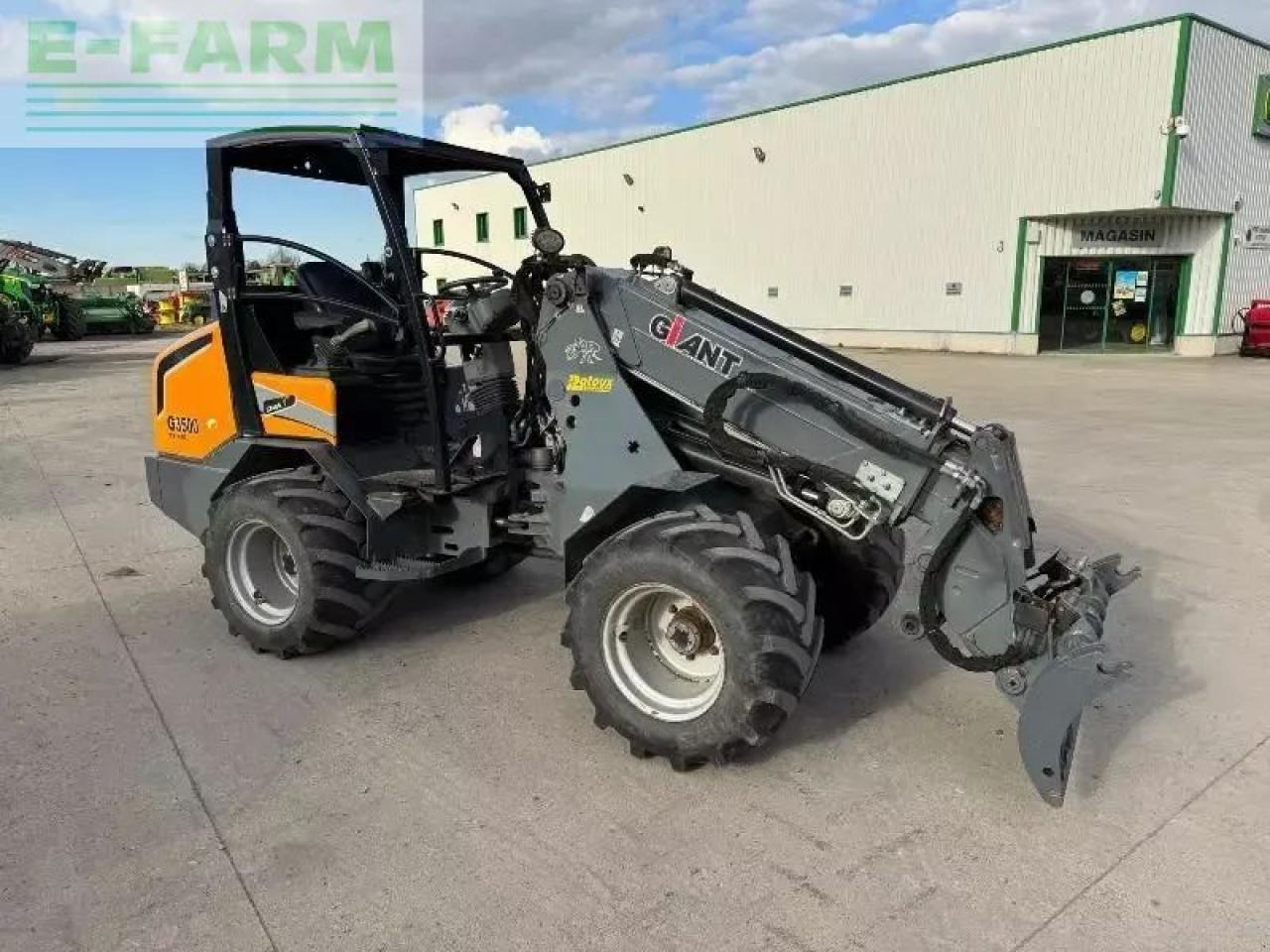 Giant g3500 - Utovarivač točkaš: slika 4 Giant g3500 - Utovarivač točkaš: slika 4