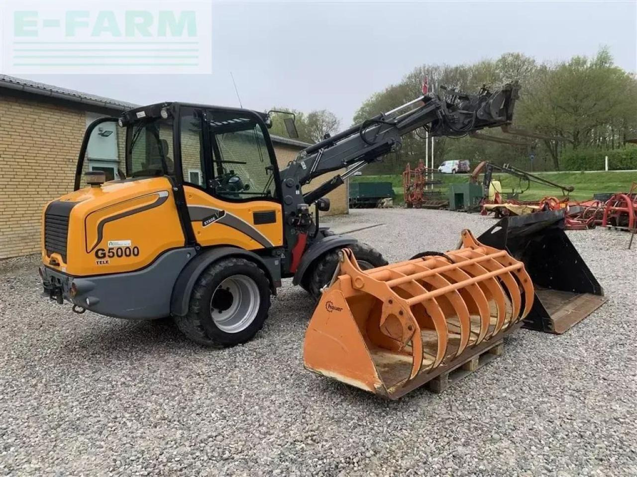Giant g5000tele - Mini bager: slika 2 Giant g5000tele - Mini bager: slika 2