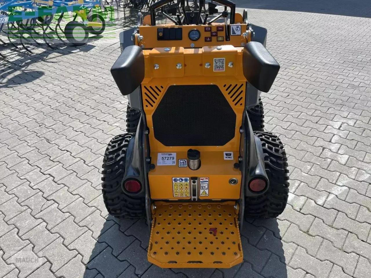 Giant sk 202d neuwertig inkl. schaufel & pg - Utovarivač točkaš: slika 4 Giant sk 202d neuwertig inkl. schaufel & pg - Utovarivač točkaš: slika 4