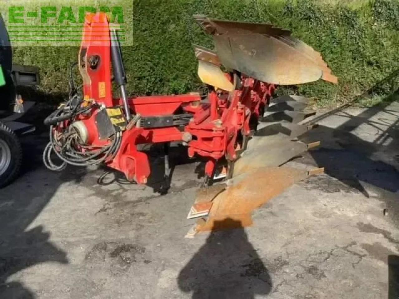 Gregoire Besson rcw6 - Plug: slika 1 Gregoire Besson rcw6 - Plug: slika 1