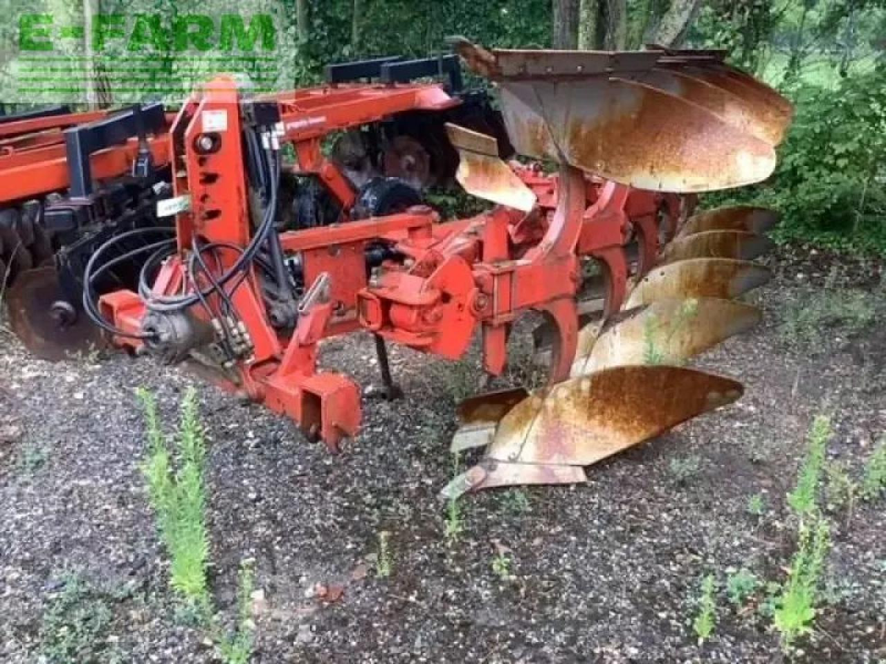 Gregoire Besson rs47 - Plug: slika 2 Gregoire Besson rs47 - Plug: slika 2