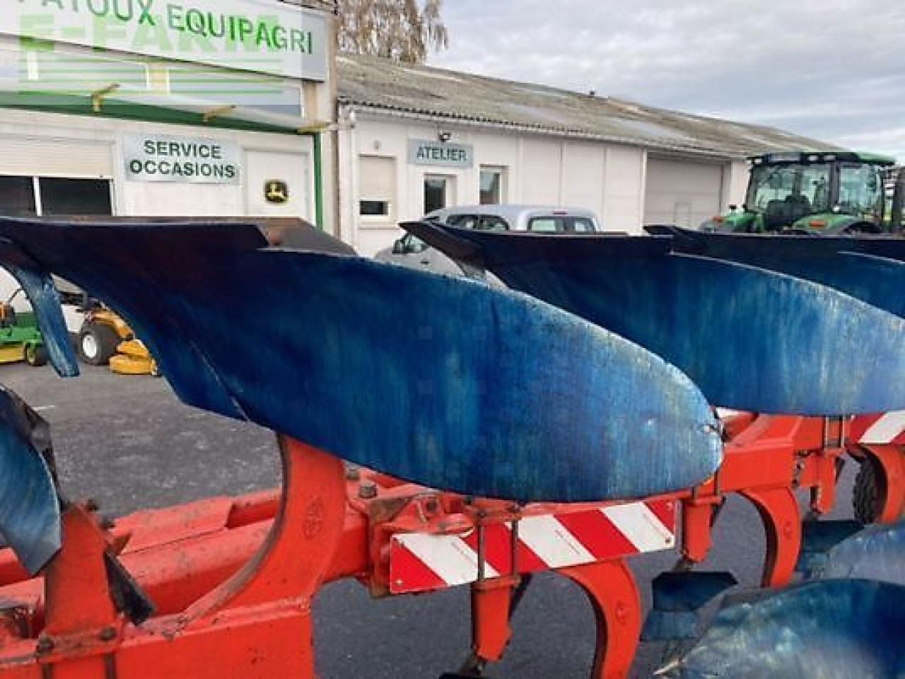 Gregoire Besson rwb7 - Plug: slika 2 Gregoire Besson rwb7 - Plug: slika 2