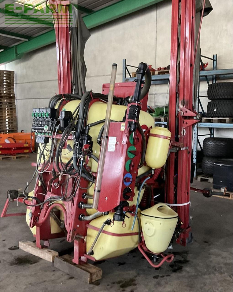 Hardi master 1200 - Vučena prskalica: slika 1 Hardi master 1200 - Vučena prskalica: slika 1