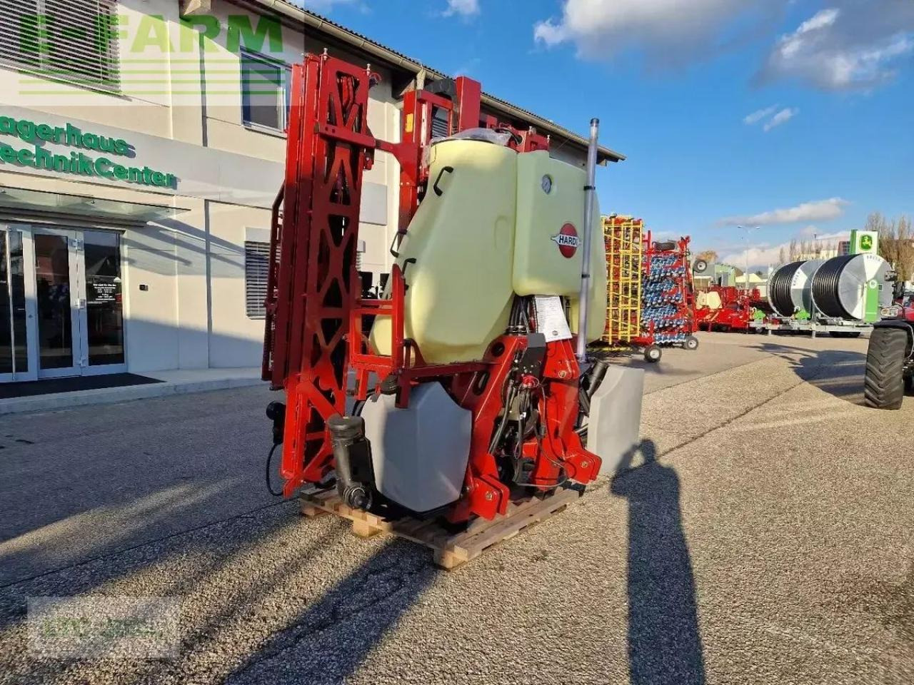 Hardi mega 12 - Vučena prskalica: slika 2 Hardi mega 12 - Vučena prskalica: slika 2