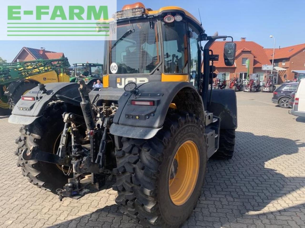 JCB 4220 fasttrac mit jd-autotrac vorbereitung + stoll konsolen - Traktor: slika 4 JCB 4220 fasttrac mit jd-autotrac vorbereitung + stoll konsolen - Traktor: slika 4