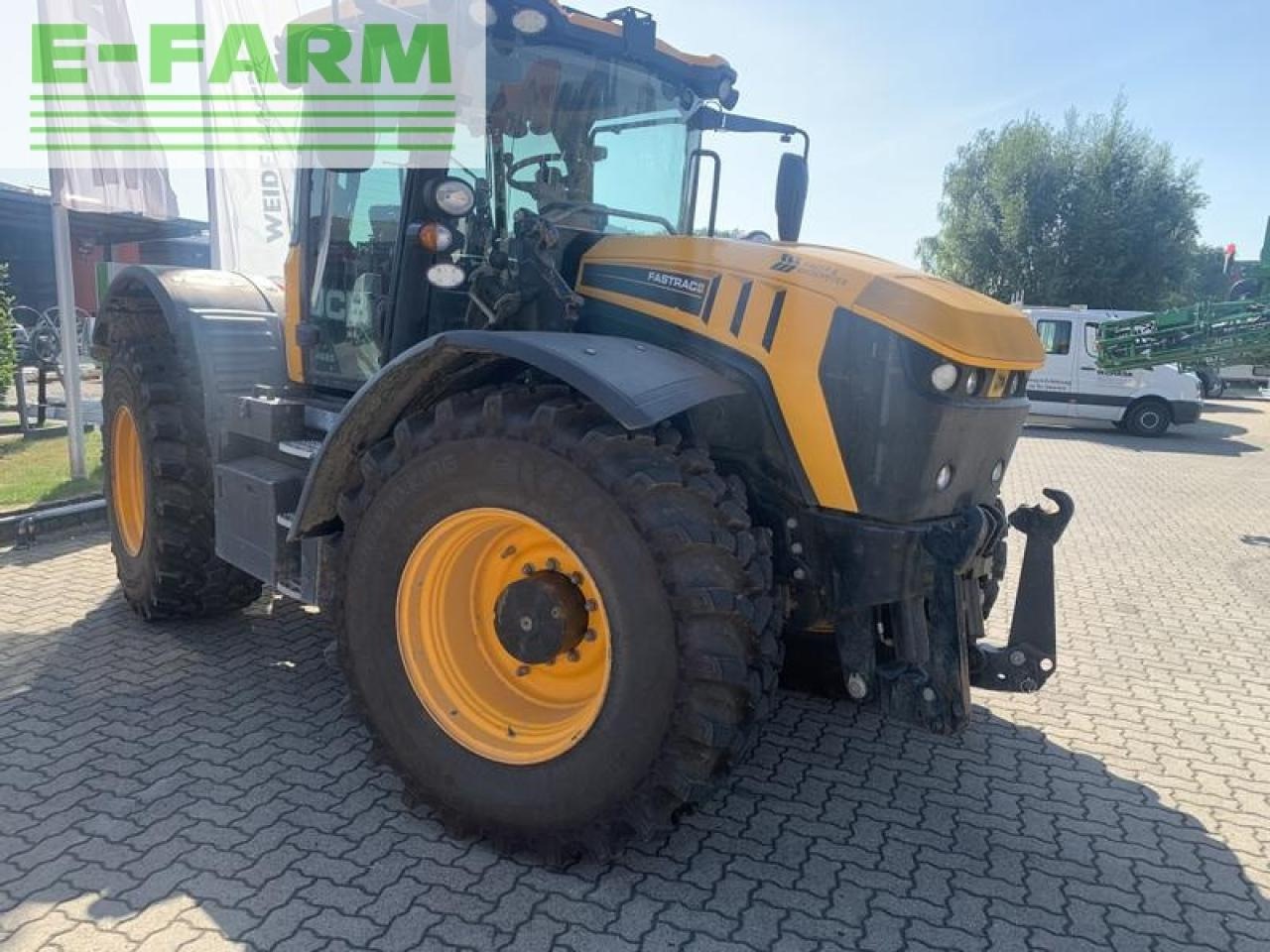 JCB 4220 fasttrac mit jd-autotrac vorbereitung + stoll konsolen - Traktor: slika 3 JCB 4220 fasttrac mit jd-autotrac vorbereitung + stoll konsolen - Traktor: slika 3