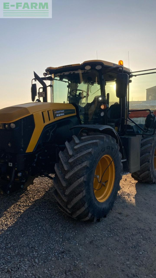 JCB Fastrac 4220 - Traktor: slika 1 JCB Fastrac 4220 - Traktor: slika 1