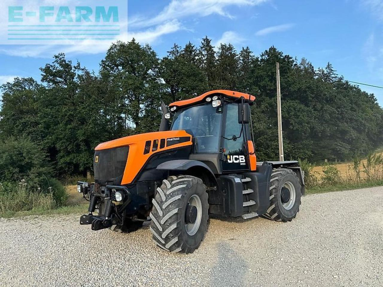JCB fastrac 3200 xtra sisu - Traktor: slika 1 JCB fastrac 3200 xtra sisu - Traktor: slika 1