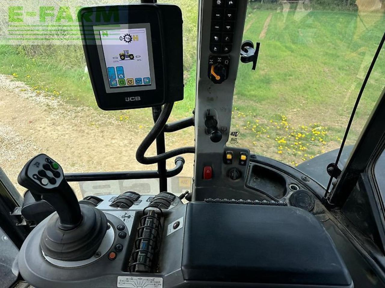 Traktor JCB fastrac 4220 pro: slika 12