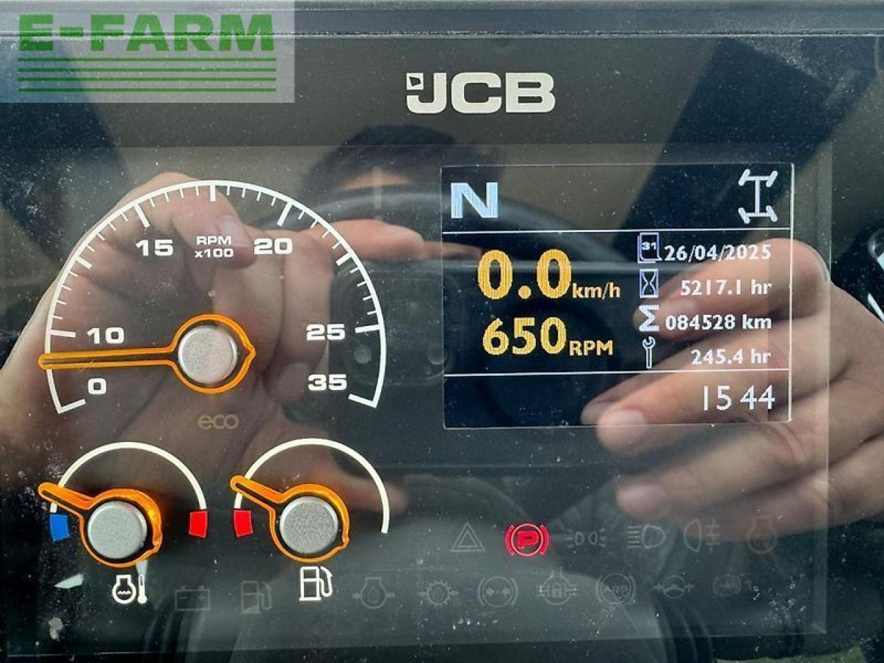 Traktor JCB fastrac 4220 pro: slika 13