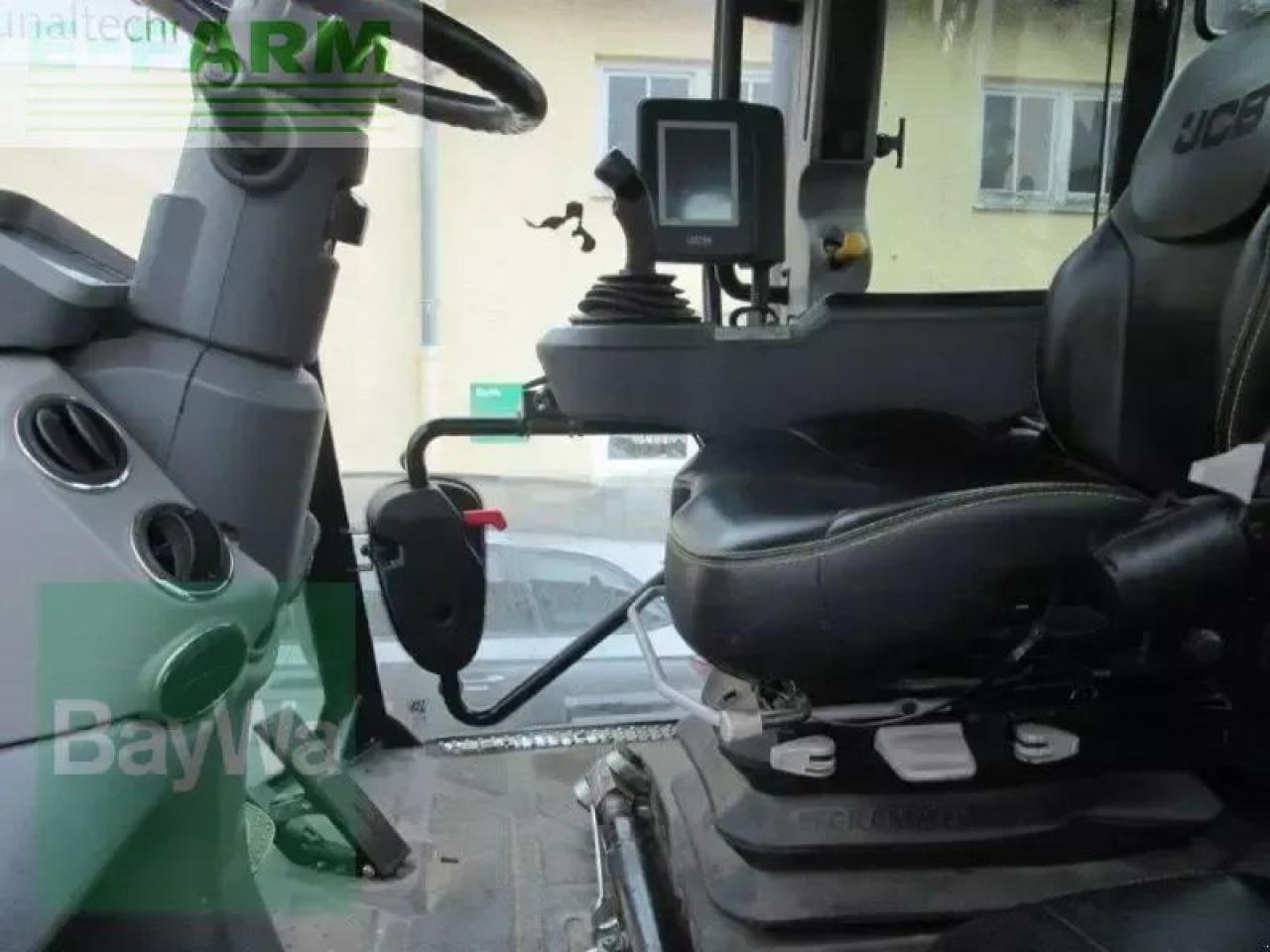 Traktor JCB jcb 8330: slika 10