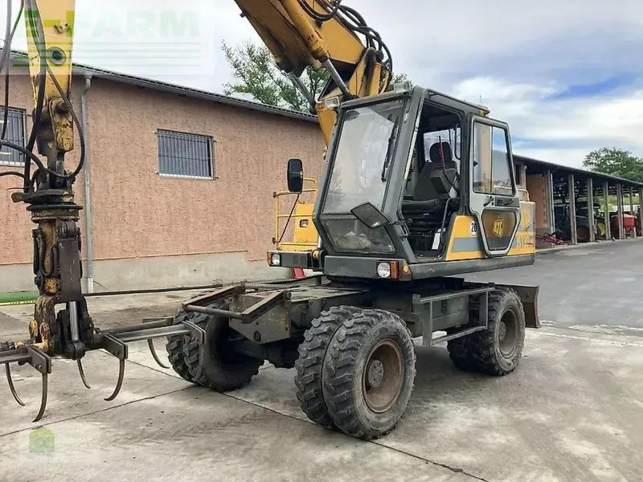 JCB js 130 w - Bager točkaš: slika 4 JCB js 130 w - Bager točkaš: slika 4