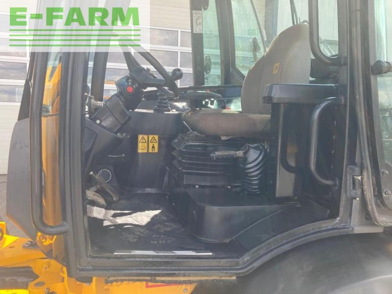 Mini bager JCB tm220t4a: slika 14