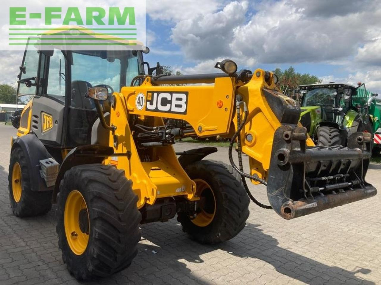 JCB tm220t4a - Mini bager: slika 3 JCB tm220t4a - Mini bager: slika 3