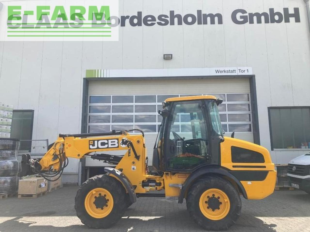 JCB tm220t4a - Mini bager: slika 1 JCB tm220t4a - Mini bager: slika 1