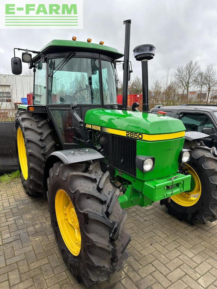 John Deere 2850 - Traktor: slika 1 John Deere 2850 - Traktor: slika 1