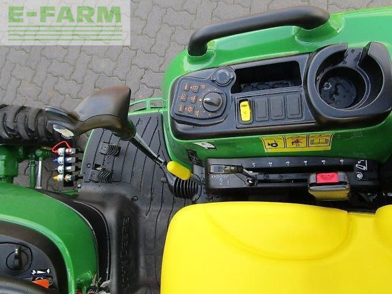 John Deere 3046r - Traktor: slika 5 John Deere 3046r - Traktor: slika 5