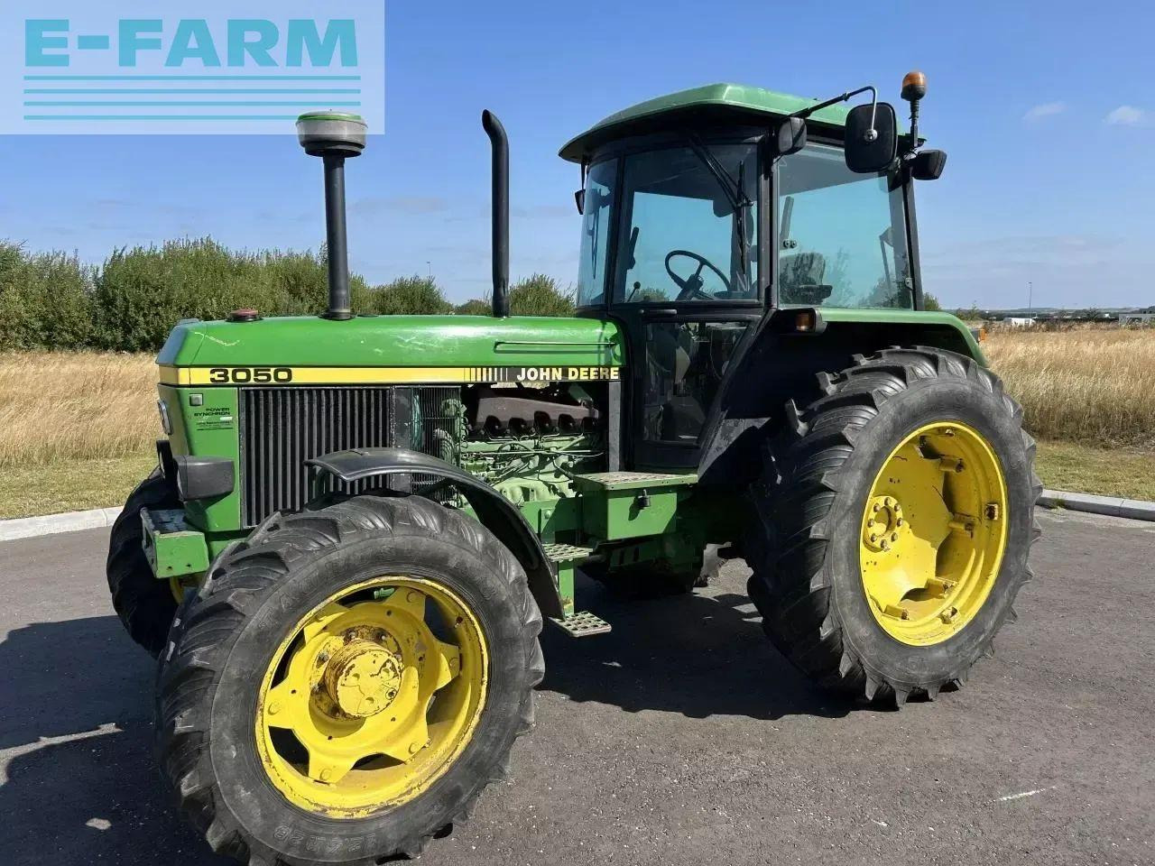 John Deere 3050 4wd - Traktor: slika 1 John Deere 3050 4wd - Traktor: slika 1