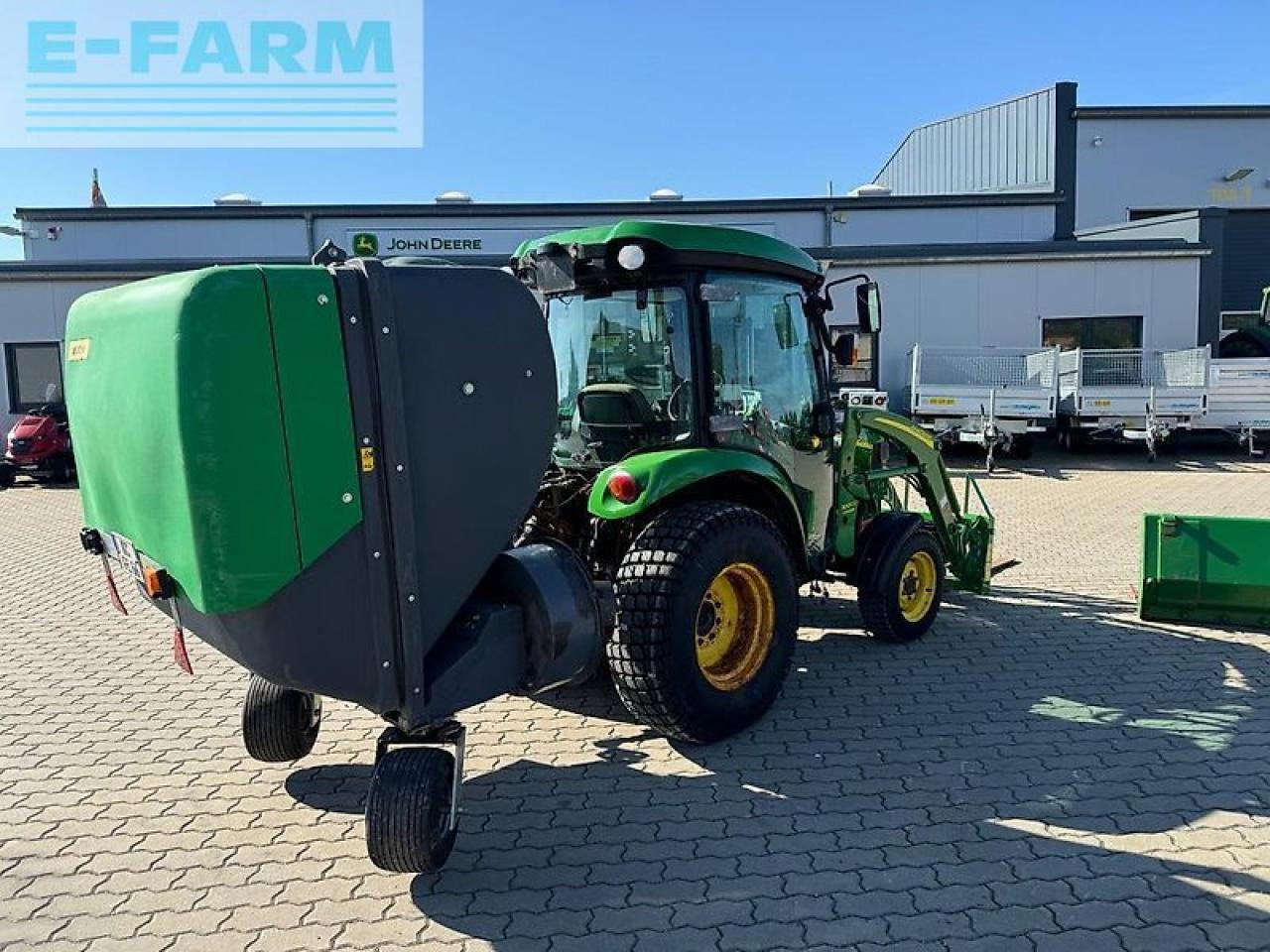 John Deere 3720 - Traktor: slika 4 John Deere 3720 - Traktor: slika 4