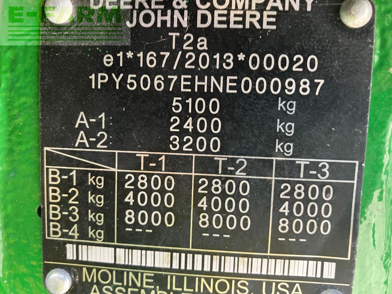 Traktor John Deere 5067E: slika 28