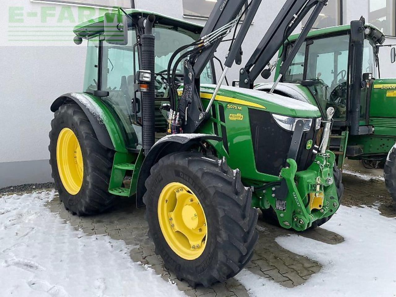 John Deere 5075 m - Traktor: slika 2 John Deere 5075 m - Traktor: slika 2