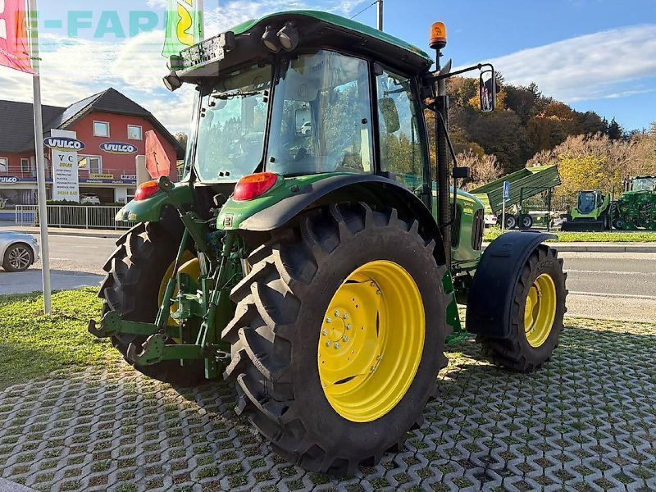 John Deere 5080r - Traktor: slika 5 John Deere 5080r - Traktor: slika 5