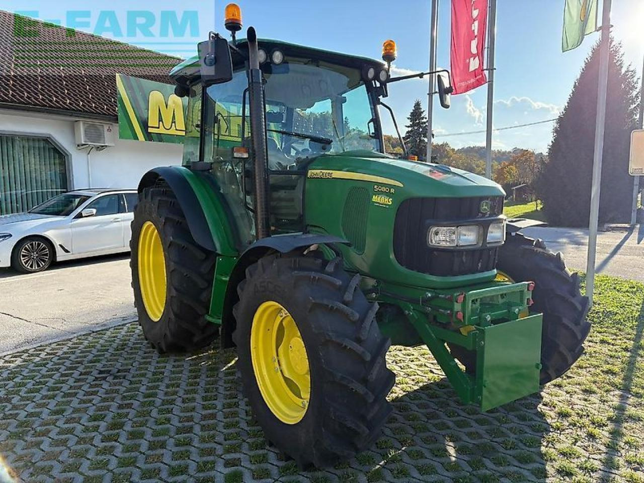 John Deere 5080r - Traktor: slika 1 John Deere 5080r - Traktor: slika 1