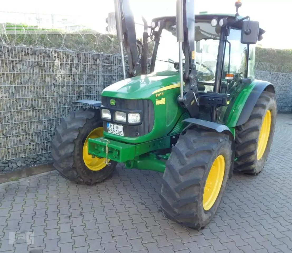 John Deere 5100r - Traktor: slika 2 John Deere 5100r - Traktor: slika 2