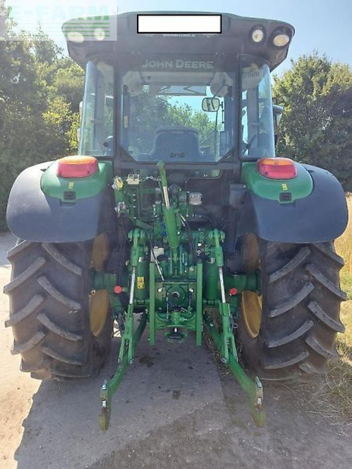 John Deere 5125r - Traktor: slika 4 John Deere 5125r - Traktor: slika 4