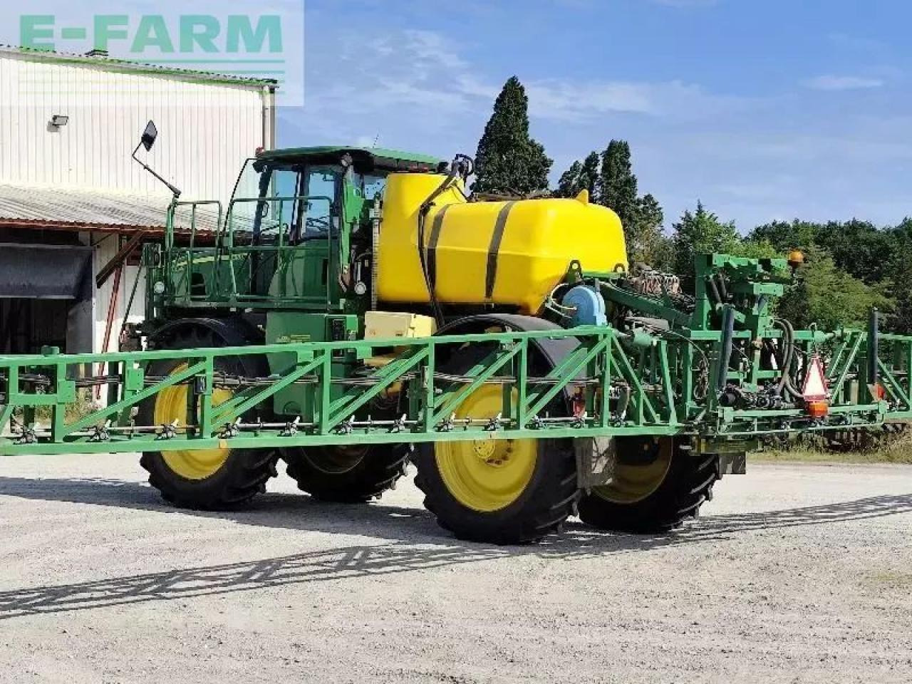 John Deere 5430i - Vučena prskalica: slika 2 John Deere 5430i - Vučena prskalica: slika 2