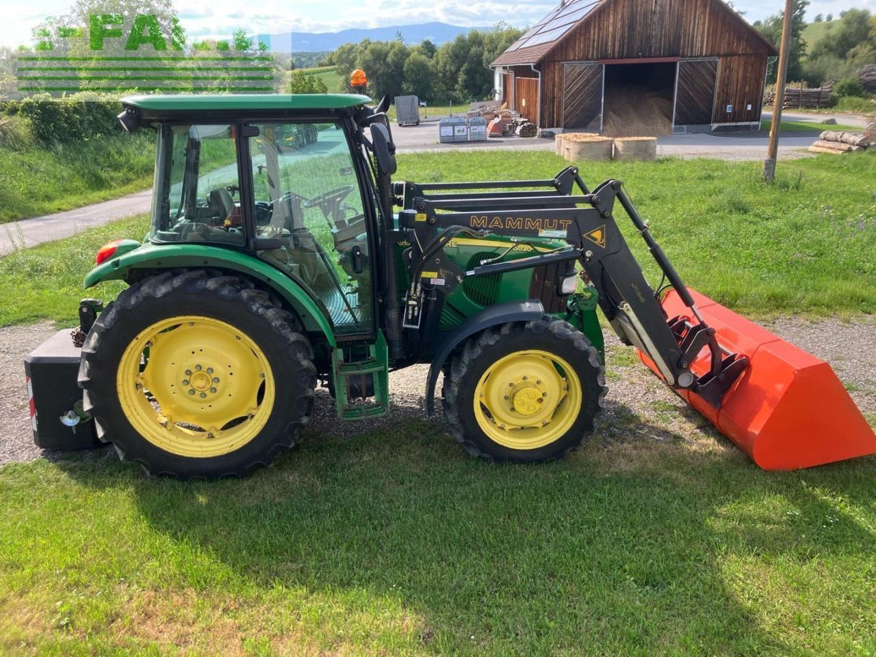 John Deere 5820 - Traktor: slika 5 John Deere 5820 - Traktor: slika 5